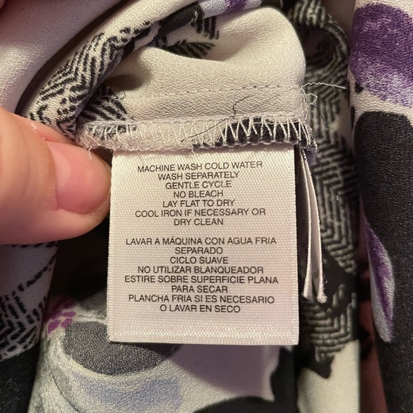 Nine West Floral Tank - Picture 2 of 4